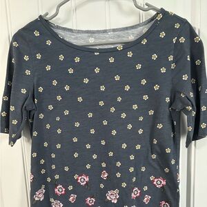 Women’s t shirt
